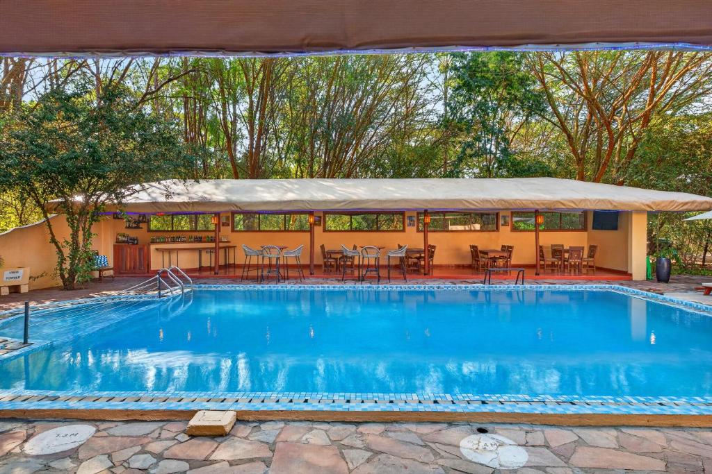 PrideInn Mara Camp